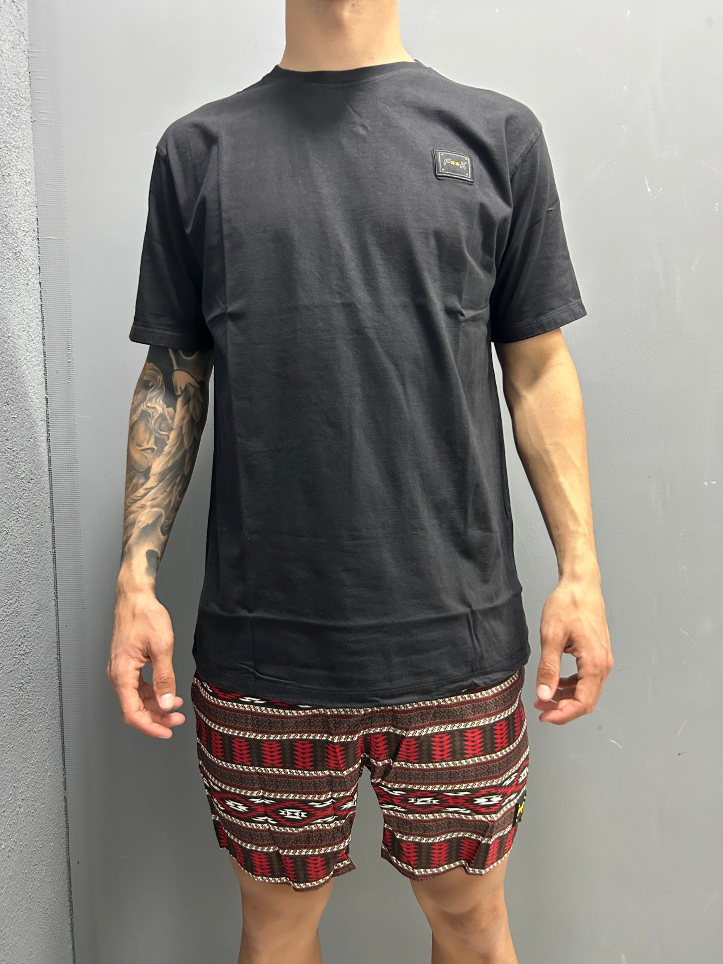 T-SHIRT MANICHE CORTE F**K UOMO