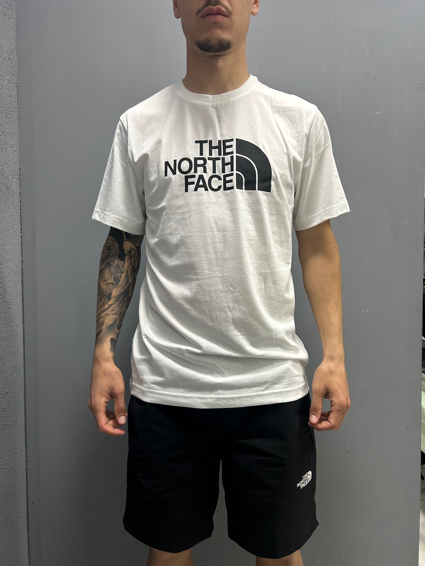 THE NORTH FACE T-SHIRT