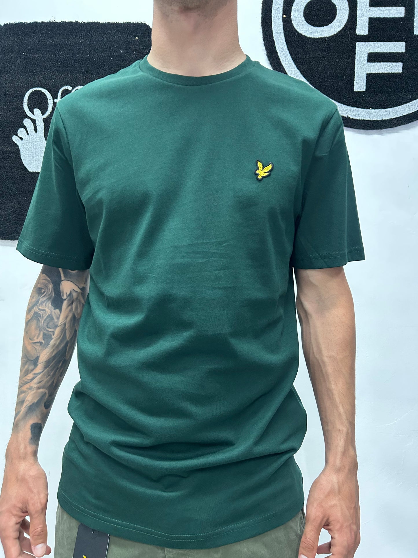 T-SHIRT MANICHE CORTE